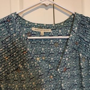 Daniel Rainn blouse