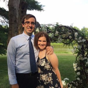 Meet your Posher, Caitlin