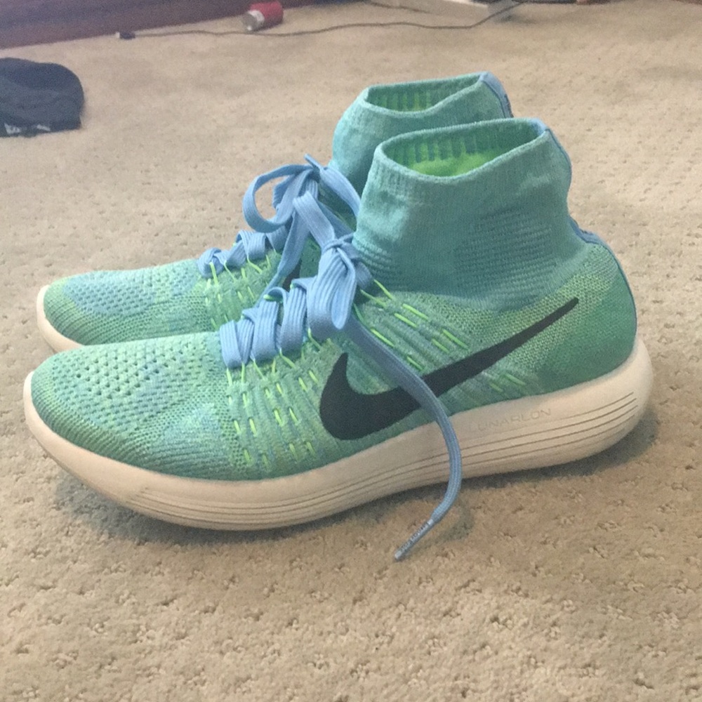 Nike lunar flyknit