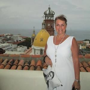 Meet your Posher, Kym