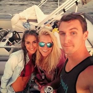 Meet your Posher, Sidney