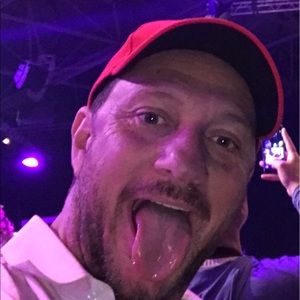 Meet your Posher, Charles