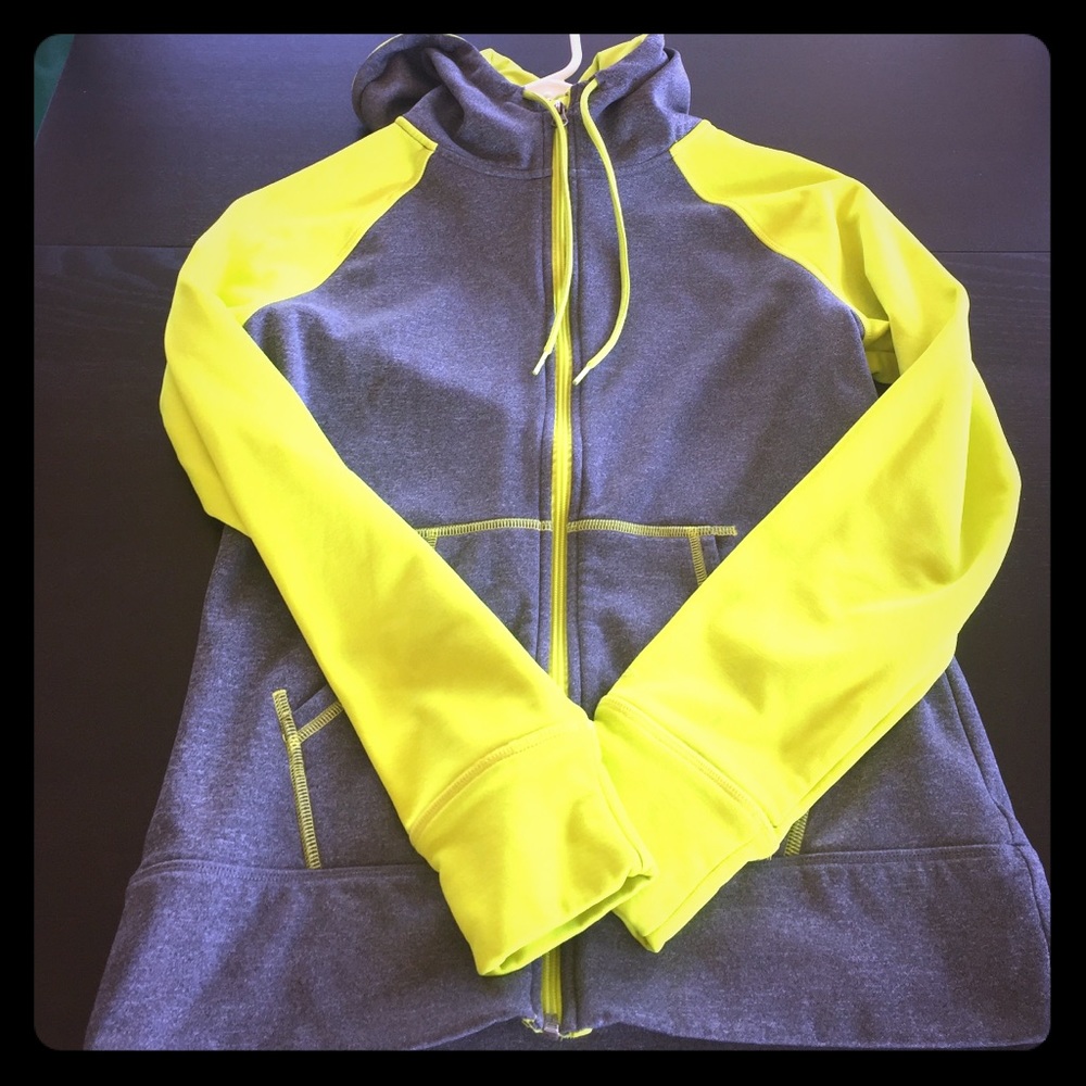 Champion hoodie size small