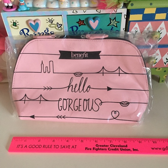 NEW! Benefit Cosmetics Makeup Bag Pouch Case - Picture 3 of 4