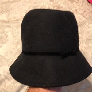 Girls black hat