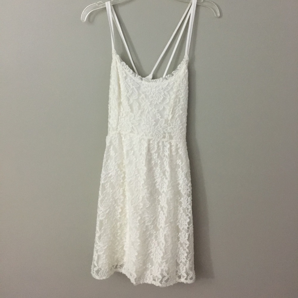 White Lace Mini