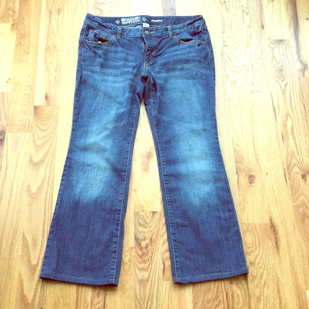 NWOT Mossimo Bootcut Jeans 15 short