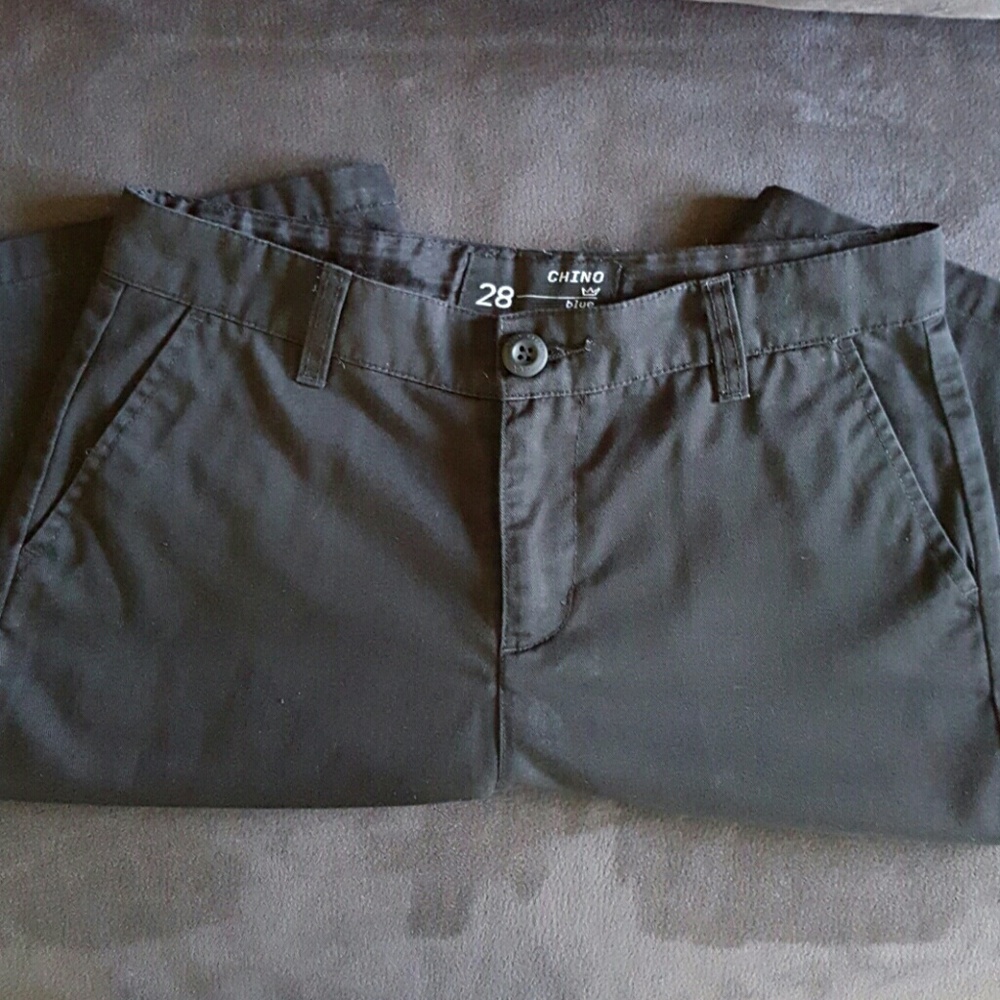 Tilly's size 28  Men's Black Chino short