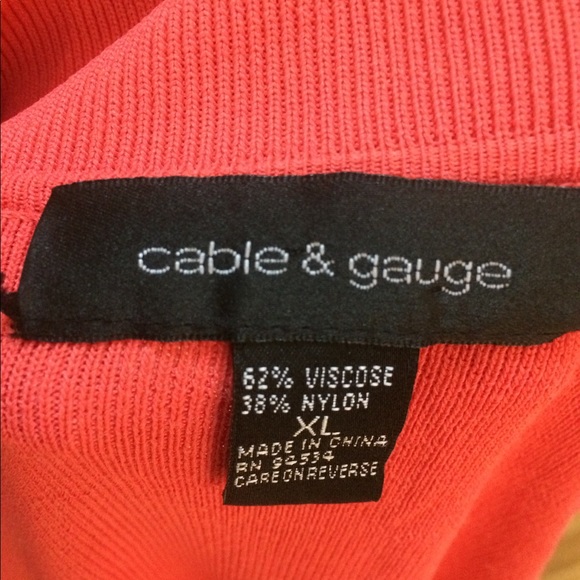 Cable & Gauge Button up Dressy XL Top - Picture 7 of 7