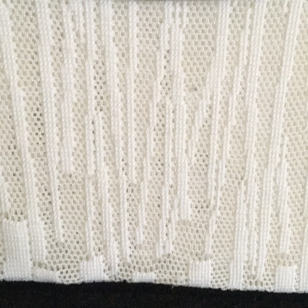 Nally & Millie black and white 3/4 sleeve top - Picture 3 of 3