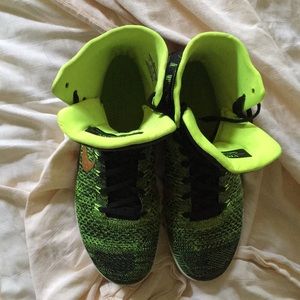 Nike Kobe 9 High-Top Victory (Size 12)