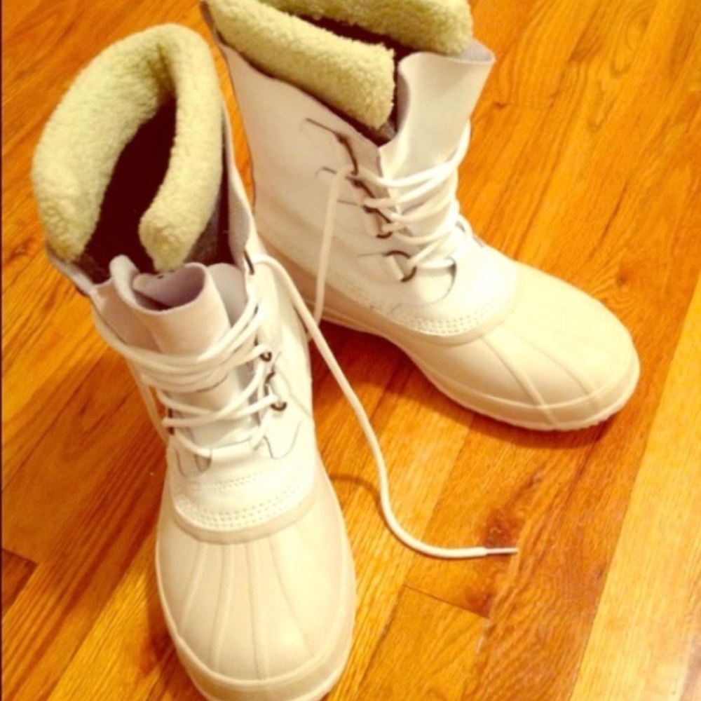White Sorel Snow/Winter boots