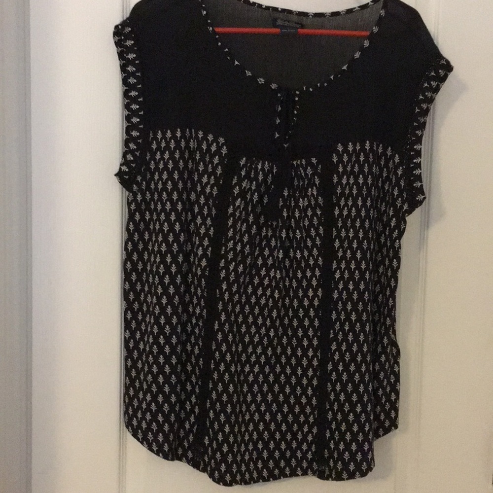 Lucky Brand woman's top size  large