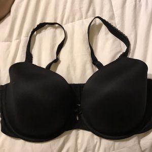 Victoria's Secret Body by Victoria bra