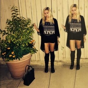 Kendall and Kylie kimono