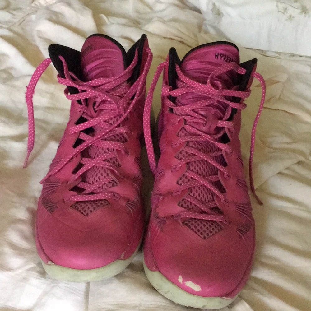 Nike Huperdunk 2013 Breast Cancer Awareness
