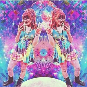 Meet your Posher, Destiny