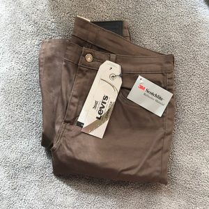 Women's Levi's "Commuter" Pants