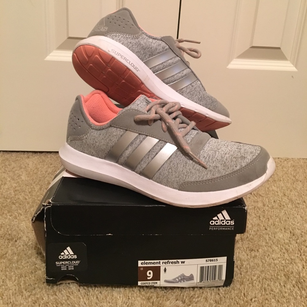 Barely worn Adidas running/casual sneaker