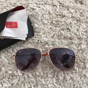 Ray ban style sunglasses