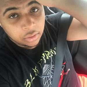 Meet your Posher, Justin