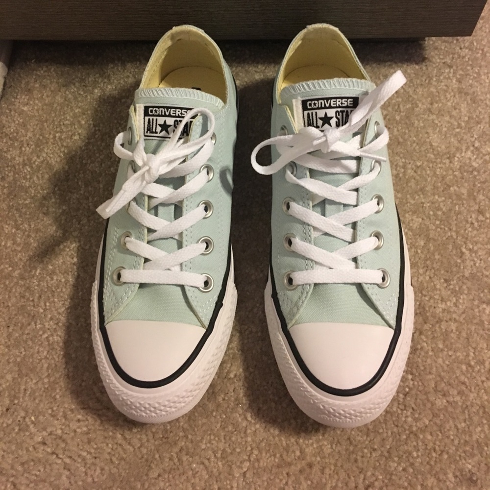 Light Blue/Mint Green Converse