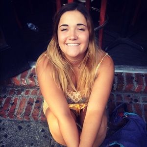 Meet your Posher, Geneva