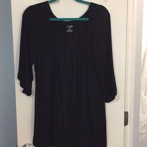 Black 3/4 sleeves shirt