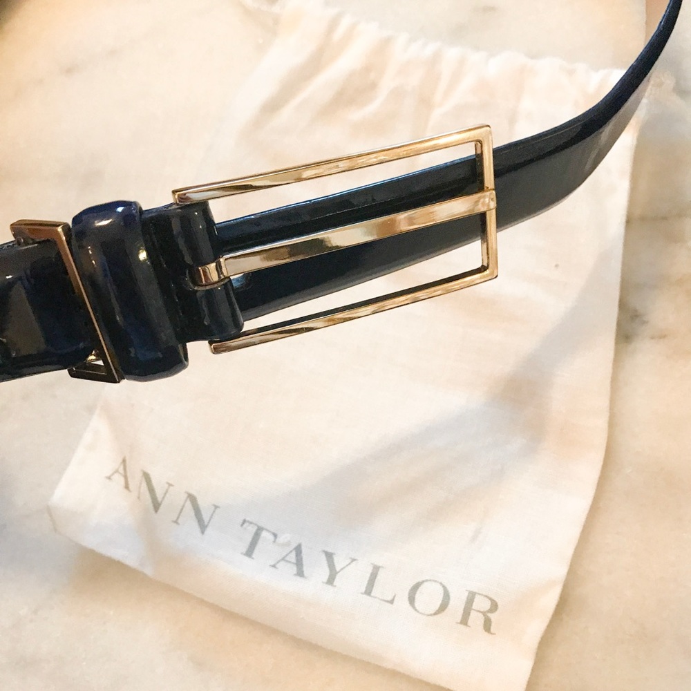 New Ann Taylor navy belt