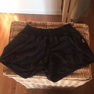 Lululemon tracker short