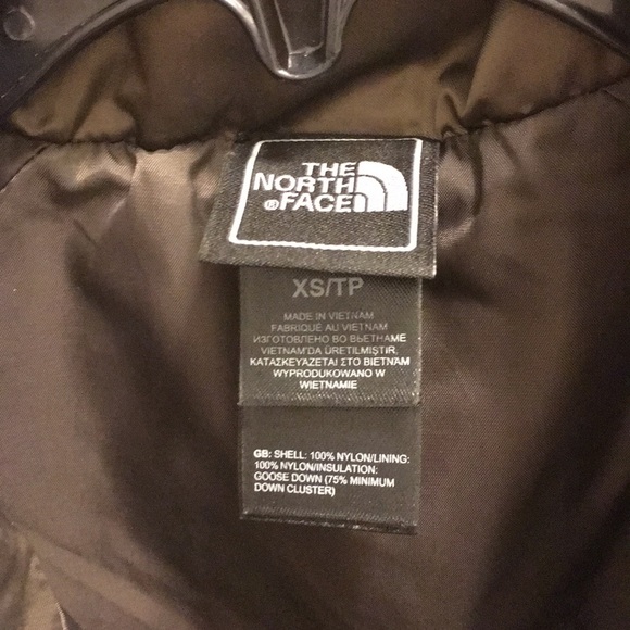 The North Face 550 Puffy Vest - Picture 2 of 8