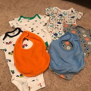 Size 0-3 Month Set of Onsies and Bibs