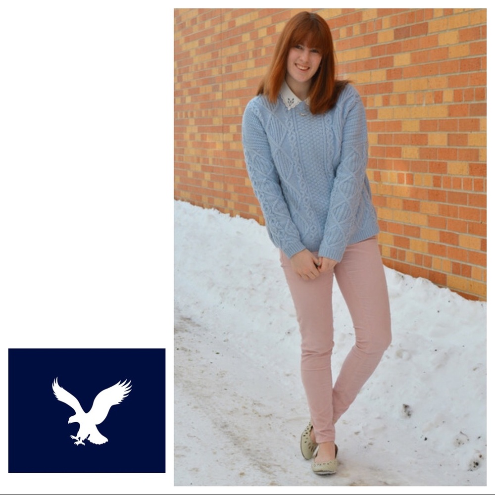 ♦️3/25♦️American Eagle pink corduroy jeggings. 6