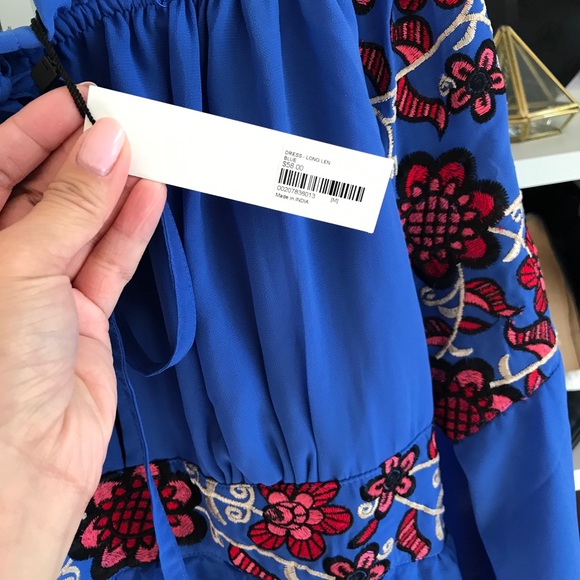 Blue embroidered off the shoulder maxi - Picture 5 of 5