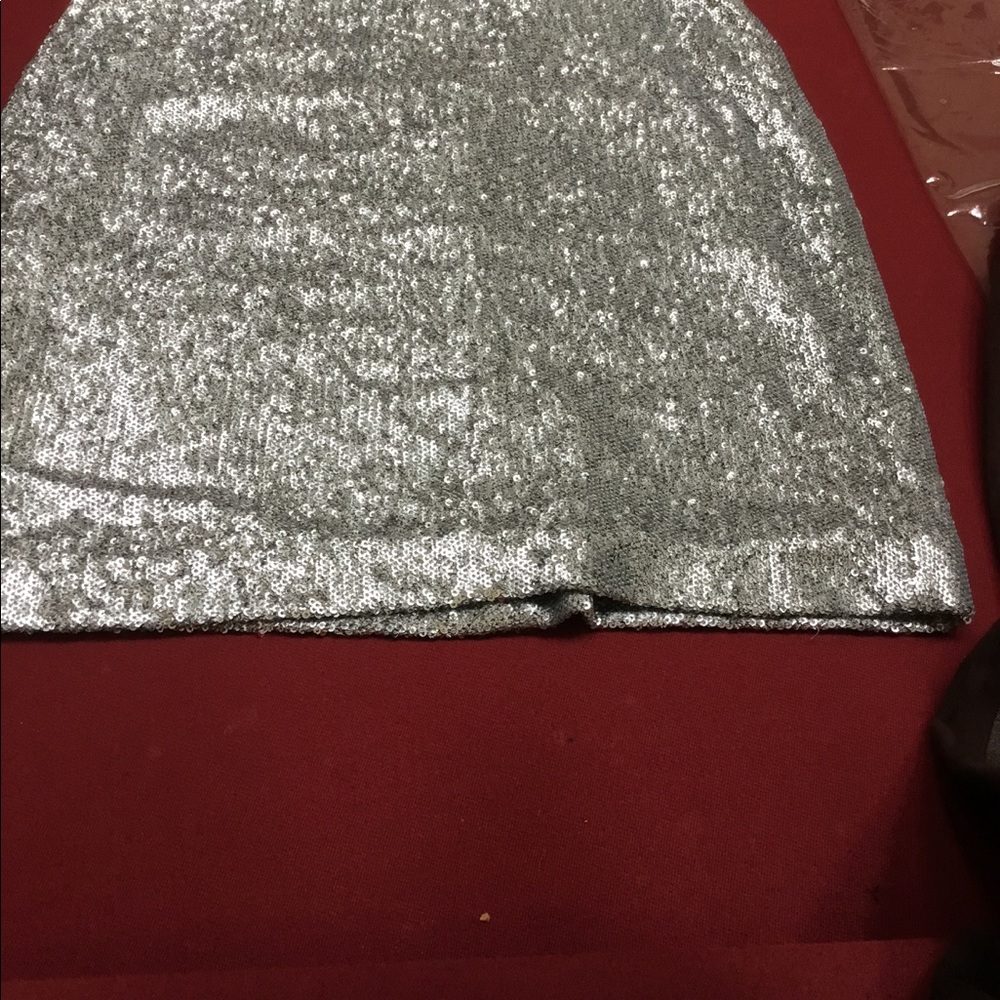 New White House Black Market silver sequin skirt - Picture 6 of 6
