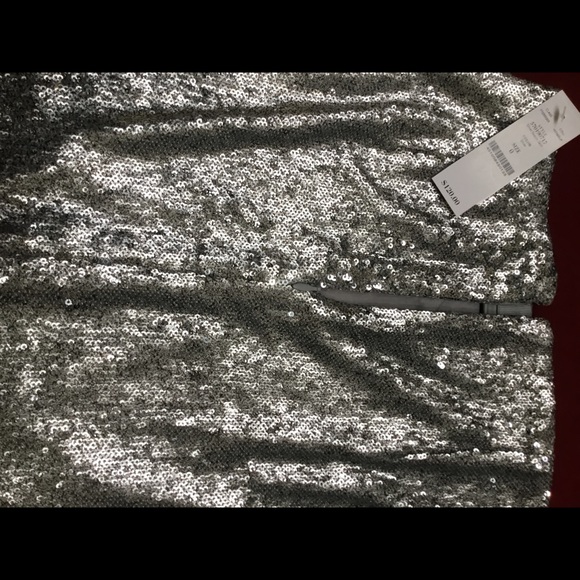 New White House Black Market silver sequin skirt - Picture 5 of 6