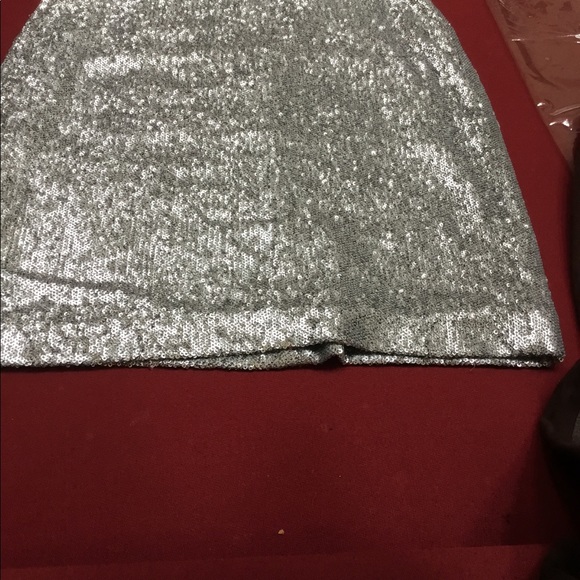 New White House Black Market silver sequin skirt - Picture 6 of 6