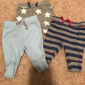 3 pairs of sweatpants.