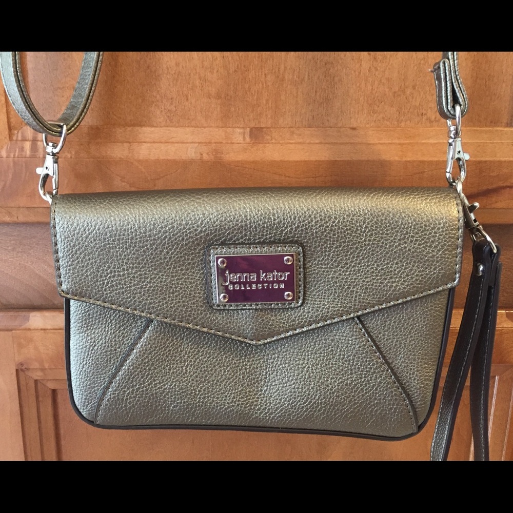 🌹SOLD🌹Jenna Kator EUC small vegan leather