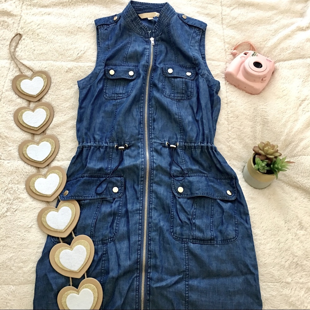 *BEST OFFER TAKES IT*Denim Zip Up Dress