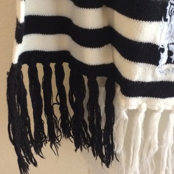 RVCA winter scarf black & white unisex - Picture 4 of 5