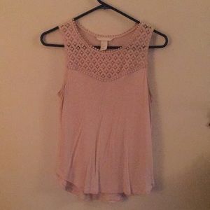 Great light pink tank top!