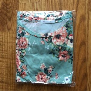 Tops - NEW Mint Poppy Floral Tshirt Tops - NEW Mint Poppy Floral Tshirt