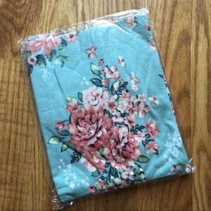 Tops - NEW Mint Poppy Floral Tshirt Tops - NEW Mint Poppy Floral Tshirt