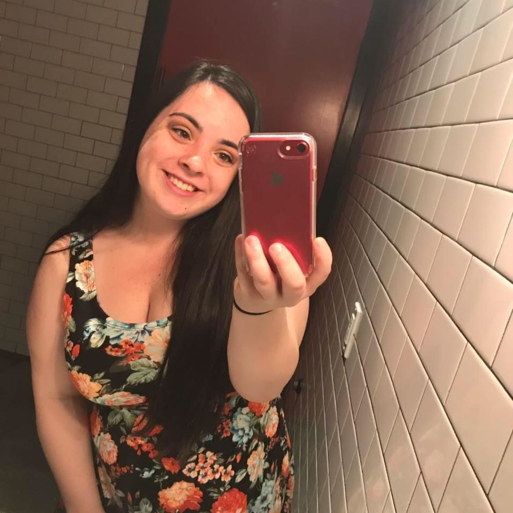 Meet your Posher, Emily