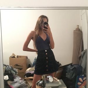 STAPLE FALL DENIM SKIRT