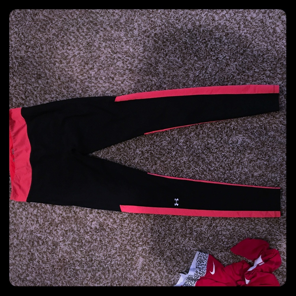 Under Armour Heat Gear compression leggings