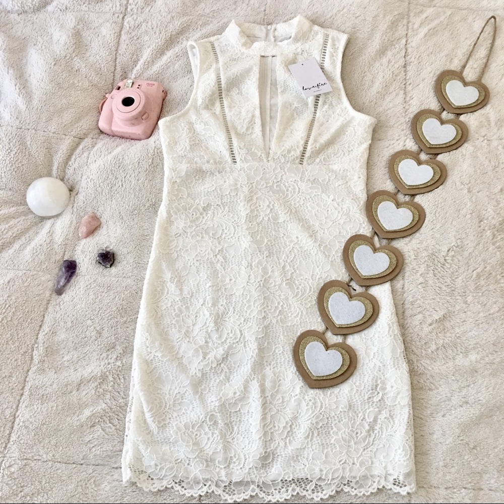 *BEST OFFER TAKES IT* White Lace Mini Dress