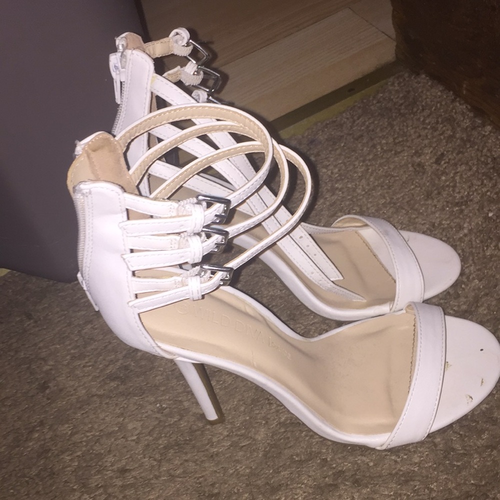 Woman shoes