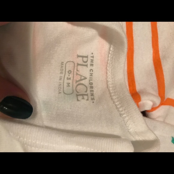 Set of 6 Onsies! Size 3 Months & 0-3 Months. - Picture 4 of 4